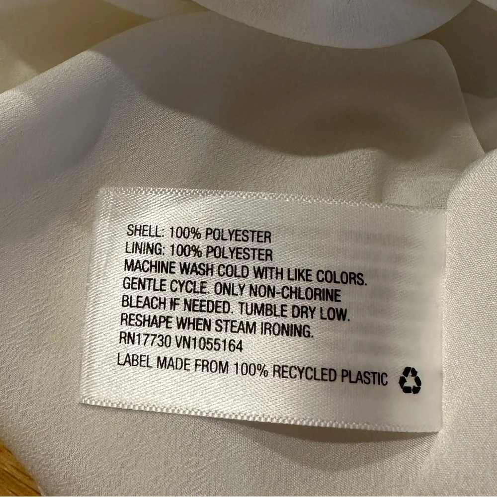 White tank top - Picture 5 of 6